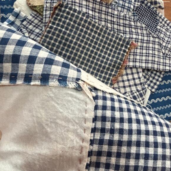 Vintage Homespun Quilting fabric remnants quilt block blue & white textile - Picture 12 of 12